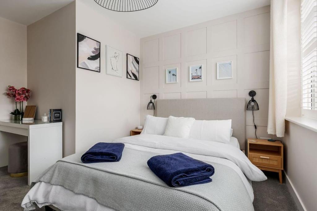 Modern 2 Bed, Cliff Top & Parking, F6 Bournemouth Exteriör bild
